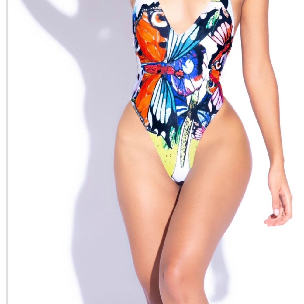 Gabriel One Piece Bathing Suit S